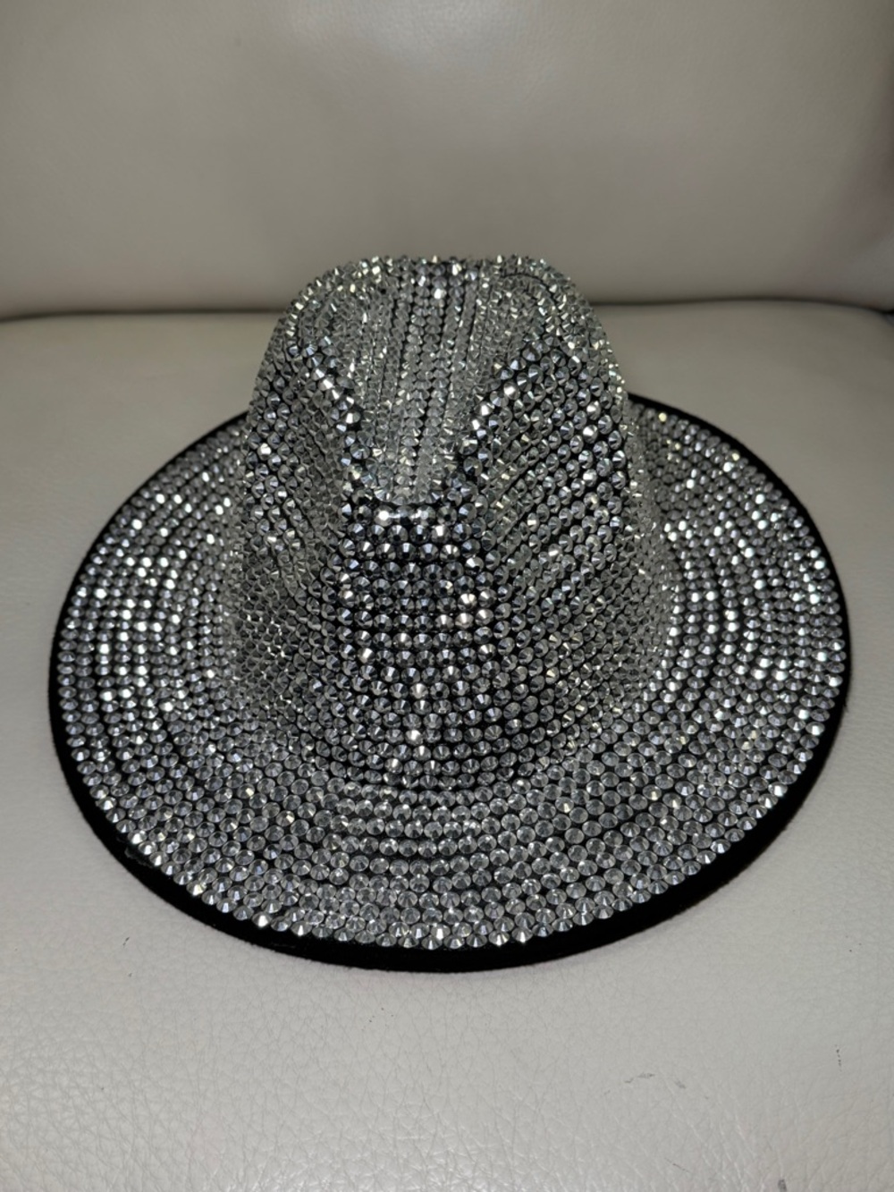 AKIRA Cute Silver & Black Rhinestone Fedora Cowboy Hat Cap Michael Jackson New 🤩 - Picture 9 of 11
